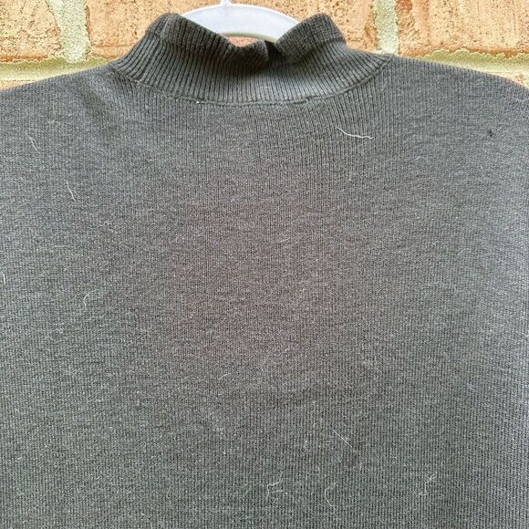 Elegant Black Turtleneck Dress - Picture 7 of 10